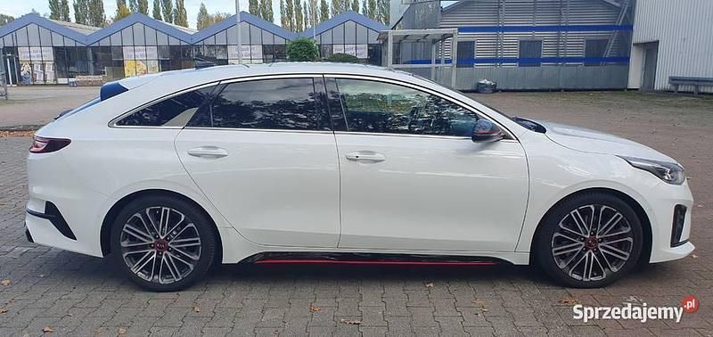 Używany Kia ProCeed GT 204 KM (150 kW) 2021 Biały Kombi