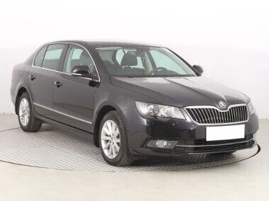Czarny Używany 2014 Skoda Superb Sedan/Limuzyna | 49 999 zł (Uczciwa cena) - Obraz 1/4