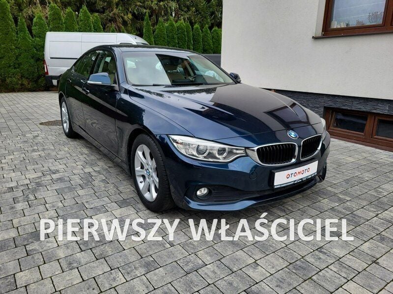 Niebieski ciemny (metalik, perła) Używany 2015 BMW 420 Hatchback | 63 500 zł - Obraz 1/4