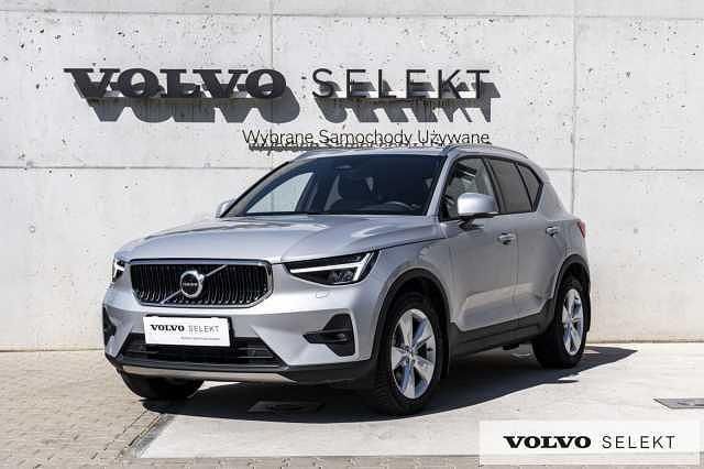Srebrny Używany 2024 Volvo XC40 SUV | 155 900 zł (Dobra cena) - Obraz 1/4