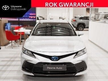 Biały Używany 2021 Toyota Camry Executive Sedan/Limuzyna | 139 850 zł (Dość drogi) - Obraz 1/4