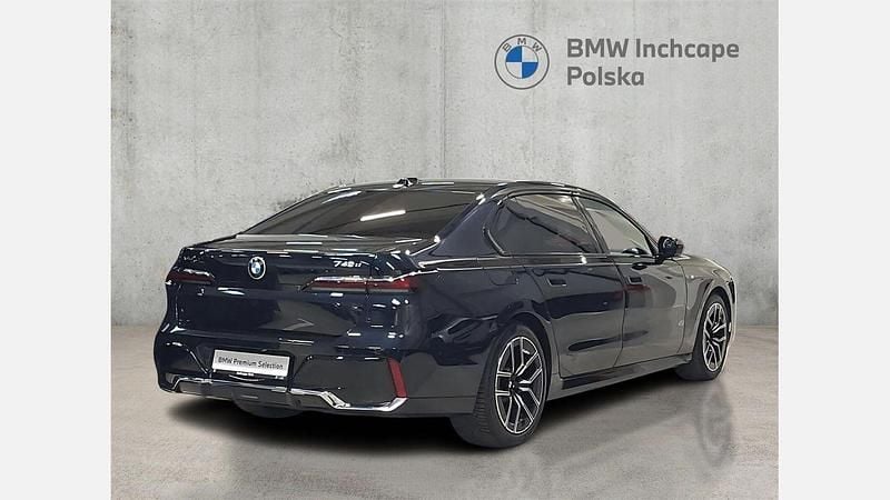 Używany BMW 740 Comfort Edition 299 KM (219 kW) 2025 Carbon black metallic metalizowany Sedan/Limuzyna