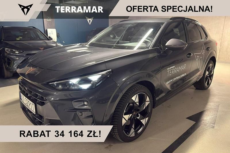 Grafitowy (metalik) Nowe 2025 Cupra Terramar SUV | 207 900 zł (Dość drogi) - Obraz 1/4