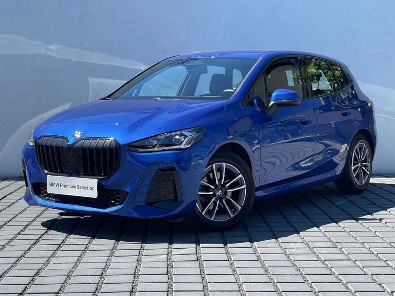 Używany BMW 218 Active Tourer Luxury Line 136 KM (100 kW) 2023 Niebieski portimao m metalizowany Minivan