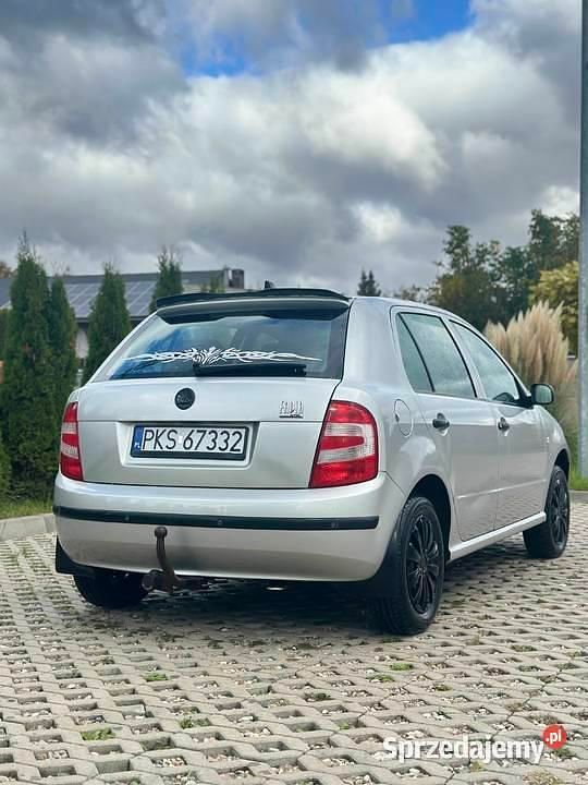Srebrny Używany 2005 Skoda Fabia Hatchback | 7000 zł (Uczciwa cena) - Obraz 1/4