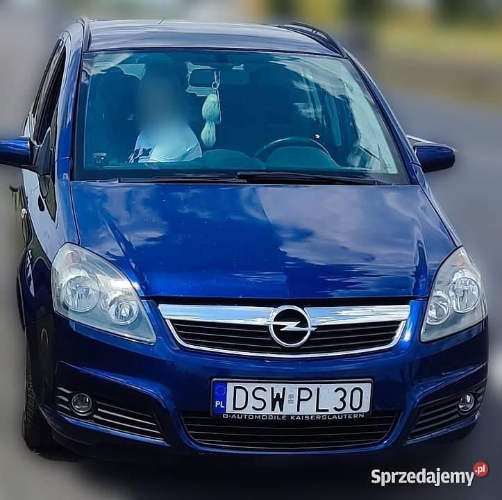 Niebieski Używany 2007 Opel Zafira Minivan | 14 000 zł (Uczciwa cena) - Obraz 1/3