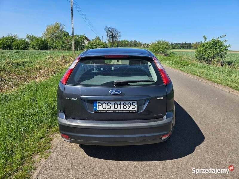 Używany Ford Focus 2007 Grafitowy Hatchback