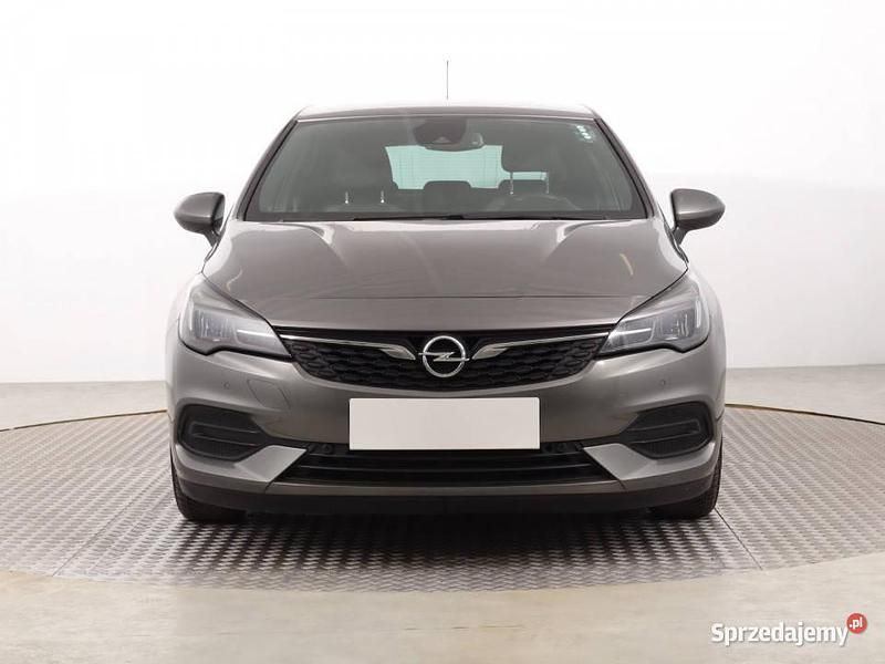 Srebrny Używany 2019 Opel Astra Hatchback | 42 499 zł (Uczciwa cena) - Obraz 1/4