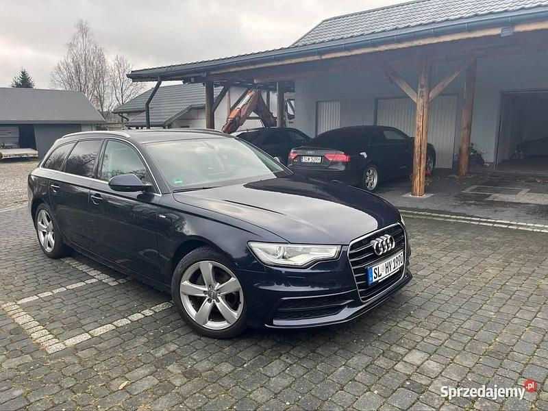 Granatowy Używany 2011 Audi A6 S-Line Kombi | 48 700 zł (Drogi) - Obraz 1/4