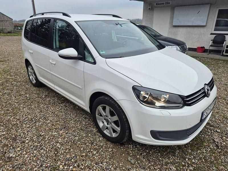 Biały Używany 2011 VW Touran Minivan | 19 900 zł (Dobra cena) - Obraz 1/4