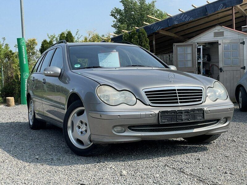 Brązowy Używany 2003 Mercedes C240 Sedan/Limuzyna | 8500 zł - Obraz 1/4