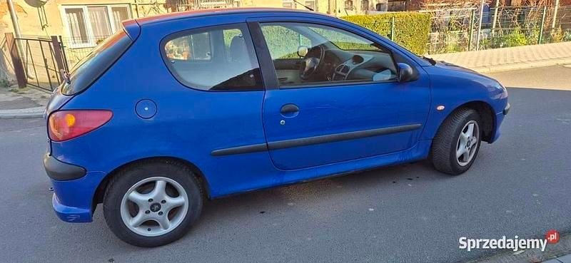 Złoty Używany 2005 Peugeot 206 Hatchback | 2150 zł (Uczciwa cena) - Obraz 1/4