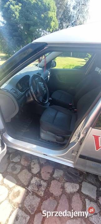 Używany 2012 Skoda Roomster Kombi | 15 900 zł (Uczciwa cena) - Obraz 1/4