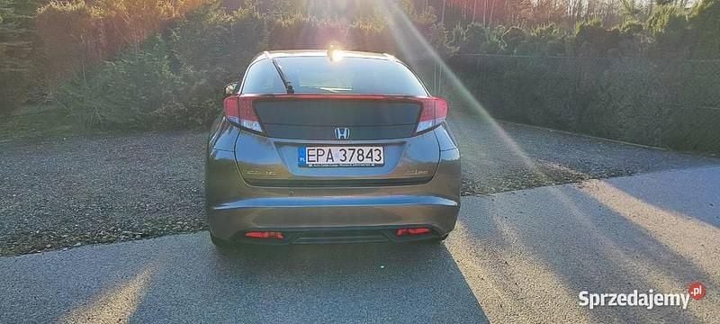 Używany Honda Civic 120 KM (88 kW) 2014 Sedan/Limuzyna