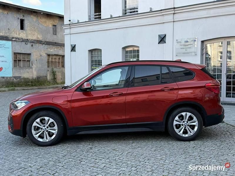 Używany 2021 BMW X1 SUV | 87 500 zł - Obraz 1/4
