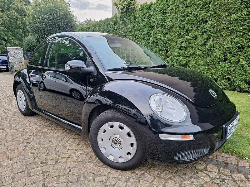 Czarny Używany 2009 VW Beetle Coupe | 17 400 zł - Obraz 1/4