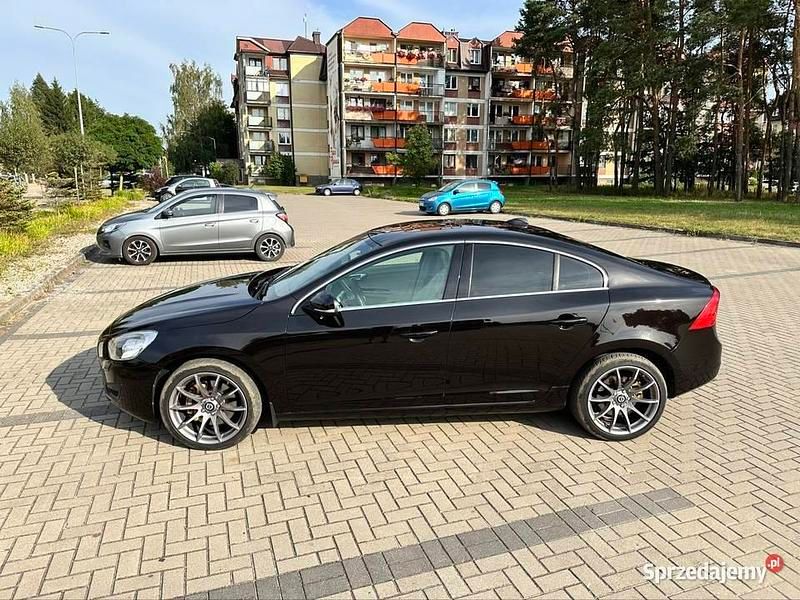 Czarny Używany 2011 Volvo S60 Sedan/Limuzyna | 43 500 zł (Uczciwa cena) - Obraz 1/4