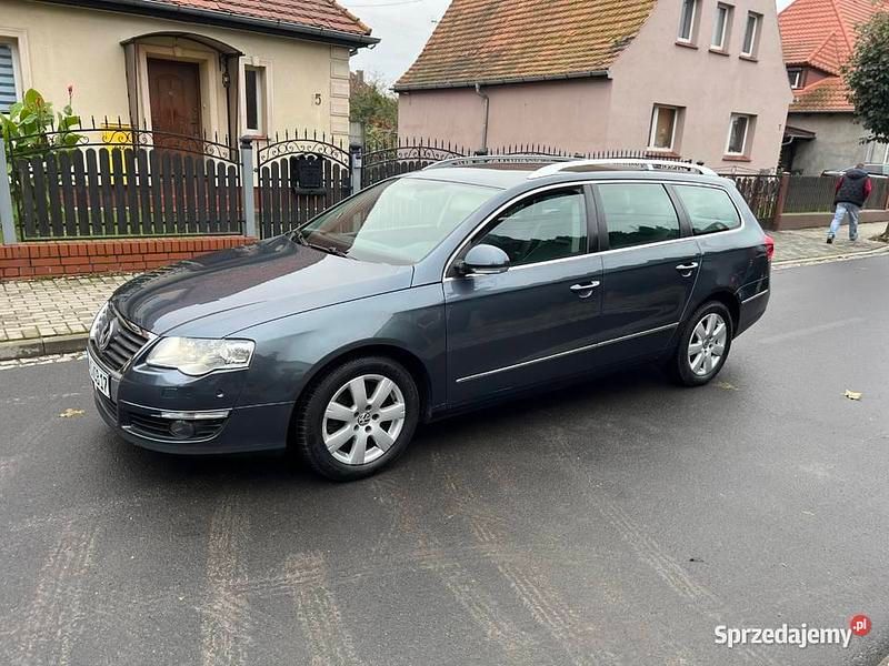 Używany 2009 VW Passat Highline | 15 500 zł - Obraz 1/4