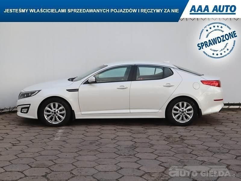 Używany Kia Optima 2015 Biały Sedan/Limuzyna