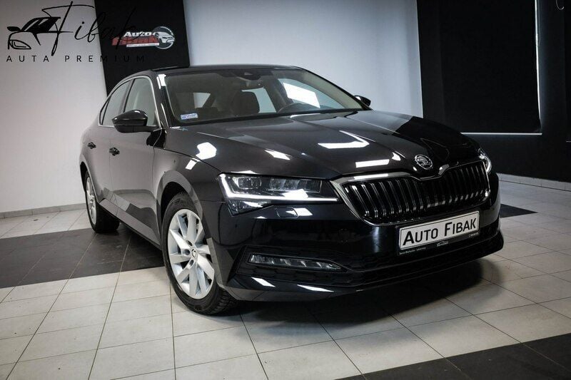 Czarny Używany 2019 Skoda Superb Style Sedan/Limuzyna | 82 900 zł (Uczciwa cena) - Obraz 1/4