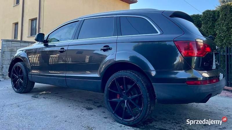 Używany 2007 Audi Q7 SUV | 16 900 zł - Obraz 1/4