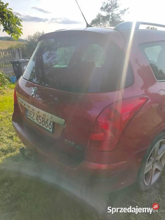 Używany Peugeot 308 SW 2008 Czerwony Sedan/Limuzyna