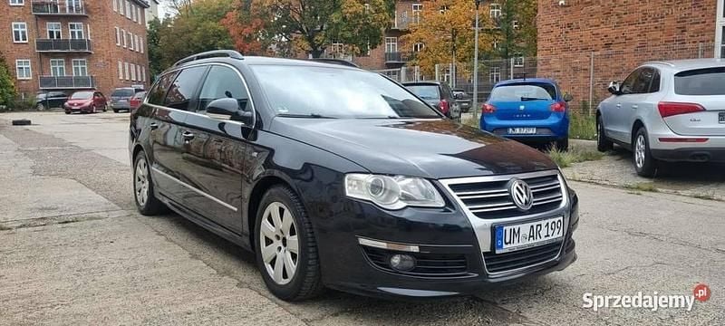 Czarny Używany 2009 VW Passat Sportline Kombi | 8900 zł (Dobra cena) - Obraz 1/4