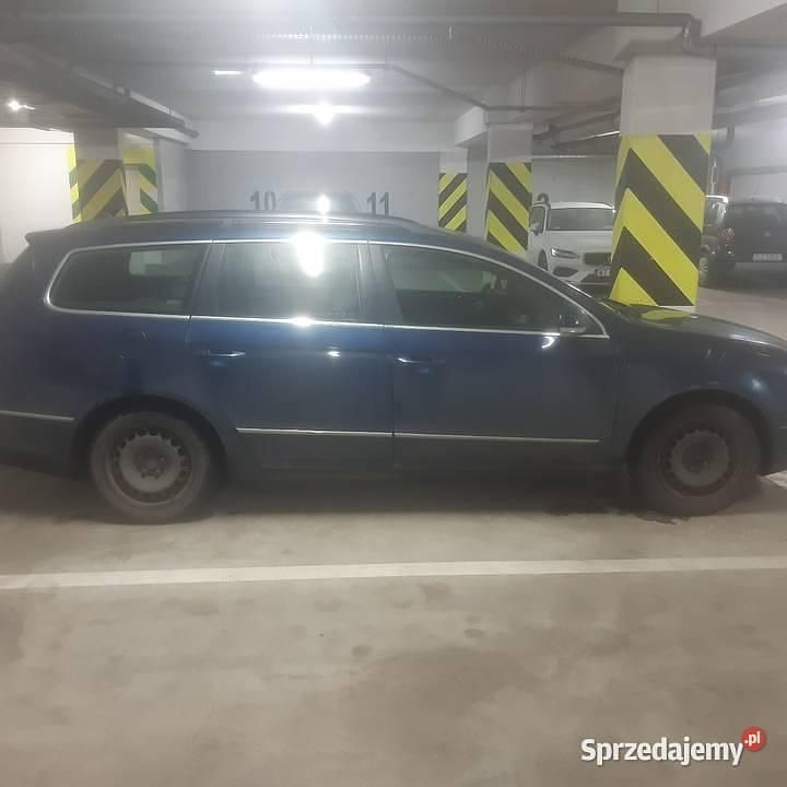 Używany VW Passat 2007 Granatowy Kombi