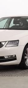 Używany Skoda Octavia 150 KM (110 kW) 2017 Biały Hatchback