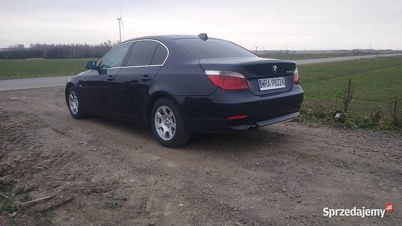 Używany BMW 523 Sport Line 177 KM (130 kW) 2005 Granatowy Sedan/Limuzyna