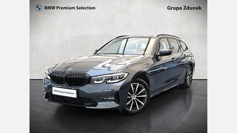 Szary mineralny metalizowany Używany 2021 BMW 320 Advantage Kombi | 147 900 zł (Drogi) - Obraz 1/3