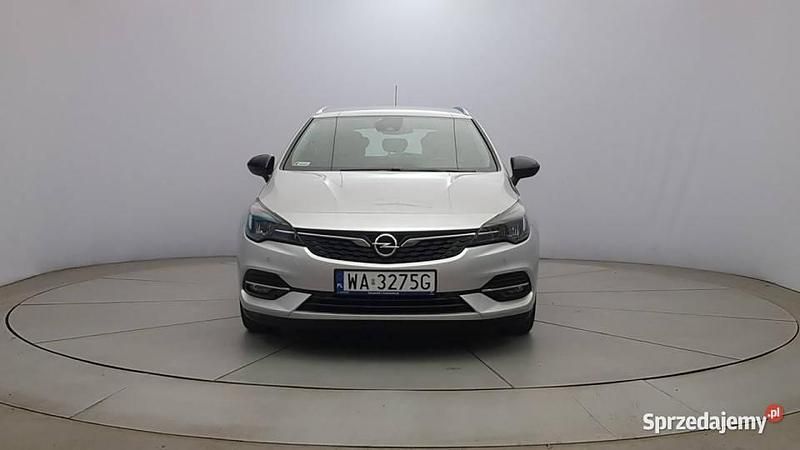 Srebrny Używany 2022 Opel Astra Elegance Kombi | 54 850 zł (Dość drogi) - Obraz 1/4