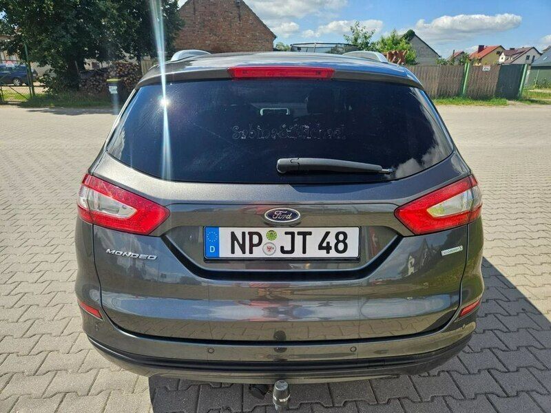 Używany Ford Mondeo 160 KM (117 kW) 2016 Szary (metalik) Kombi