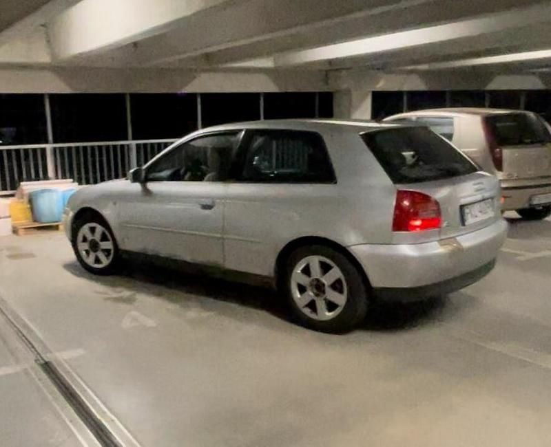 Srebrny Używany 2000 Audi A3 Hatchback | 1200 zł (Dobra cena) - Obraz 1/3