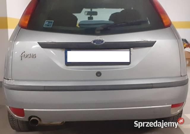 Używany Ford Focus 2003 Srebrny Hatchback