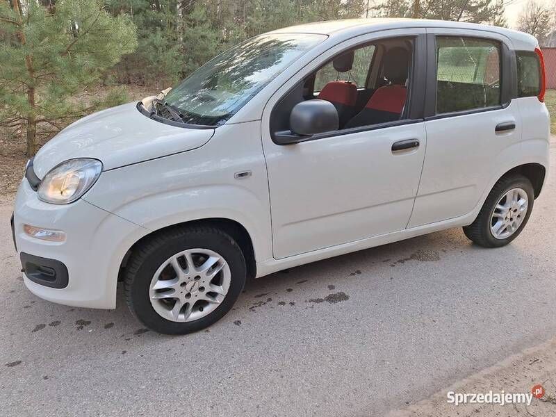 Używany 2021 Fiat Panda Hatchback | 31 900 zł - Obraz 1/4