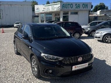 Czarny Używany 2020 Fiat Tipo Hatchback | 49 700 zł (Dość drogi) - Obraz 1/4