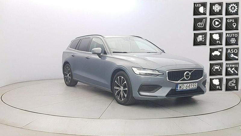 Niebieski Używany 2022 Volvo V60 Momentum Kombi | 104 850 zł (Drogi) - Obraz 1/4