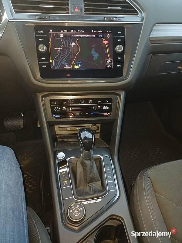 Używany VW Tiguan Allspace Elegance 2021 Srebrny SUV