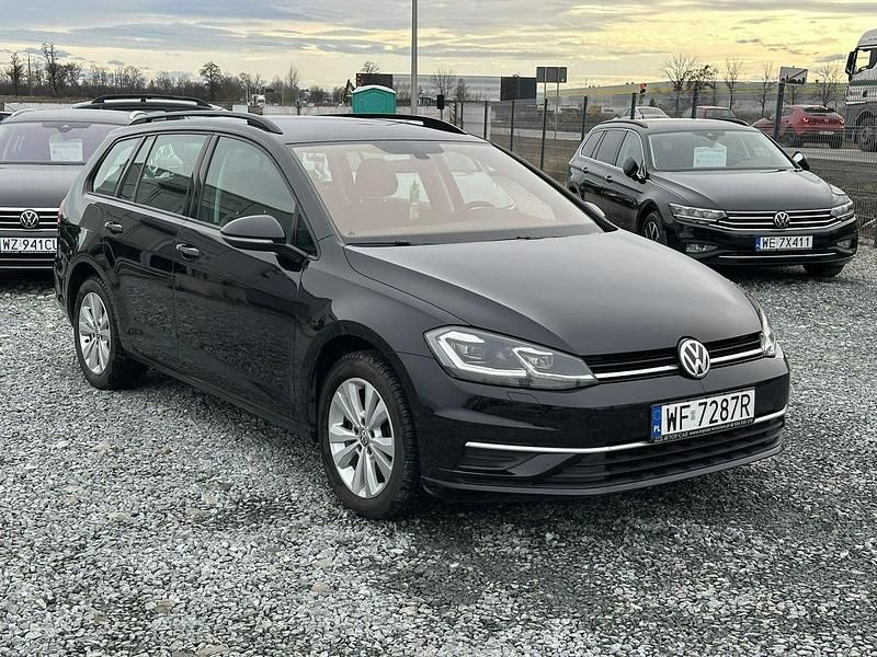 Używany VW Golf VII Comfortline 115 KM (84 kW) 2018 Czarny Kombi