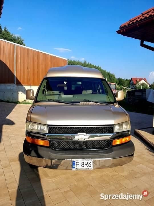 Używany 2009 Chevrolet Express | 69 000 zł - Obraz 1/4