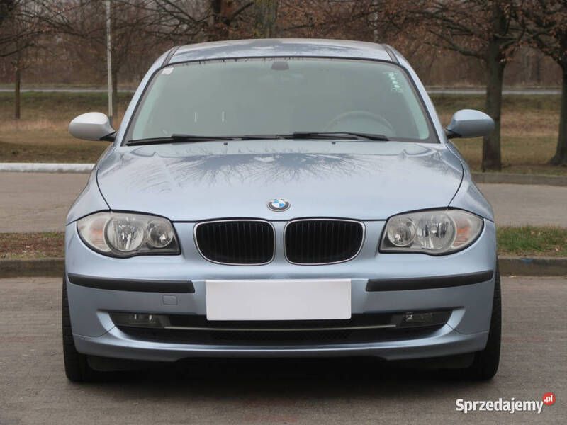 Srebrny Używany 2009 BMW 116 Hatchback | 15 999 zł (Uczciwa cena) - Obraz 1/4