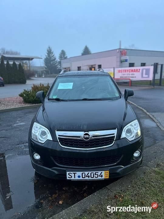 Używany Opel Antara 163 KM (119 kW) 2014 Czarny SUV