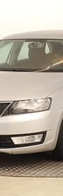 Używany Skoda Rapid 86 KM (63 kW) 2015 Srebrny Hatchback