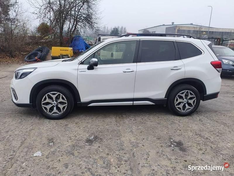 Używany Subaru Forester 150 KM (110 kW) 2020 Biały SUV