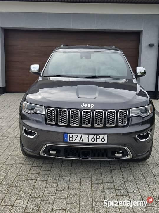 Grafitowy Używany 2018 Jeep Grand Cherokee Overland SUV | 112 900 zł (Drogi) - Obraz 1/4