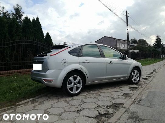 Sprzedany Ford Focus Mk2, używany 2008, km 208 120 w Marki