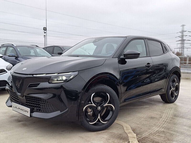 Lakier pastelowy czarny tortora Nowe 2024 Alfa Romeo Junior SUV | 137 498 zł - Obraz 1/4