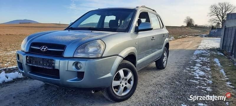 Szary Używany 2006 Hyundai Tucson SUV | 10 500 zł (Super Cena) - Obraz 1/4