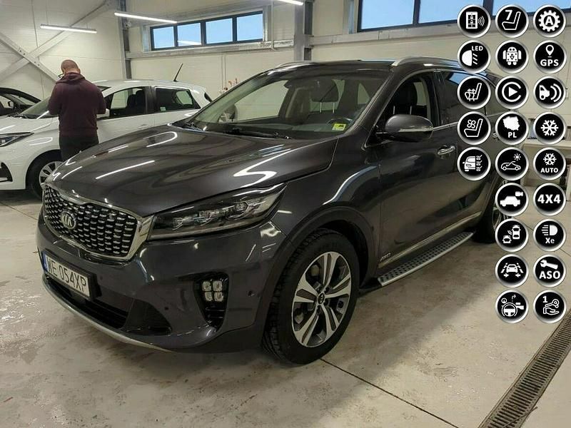 Używany Kia Sorento GT-Line 200 KM (147 kW) 2019 Czarny (metalik) SUV